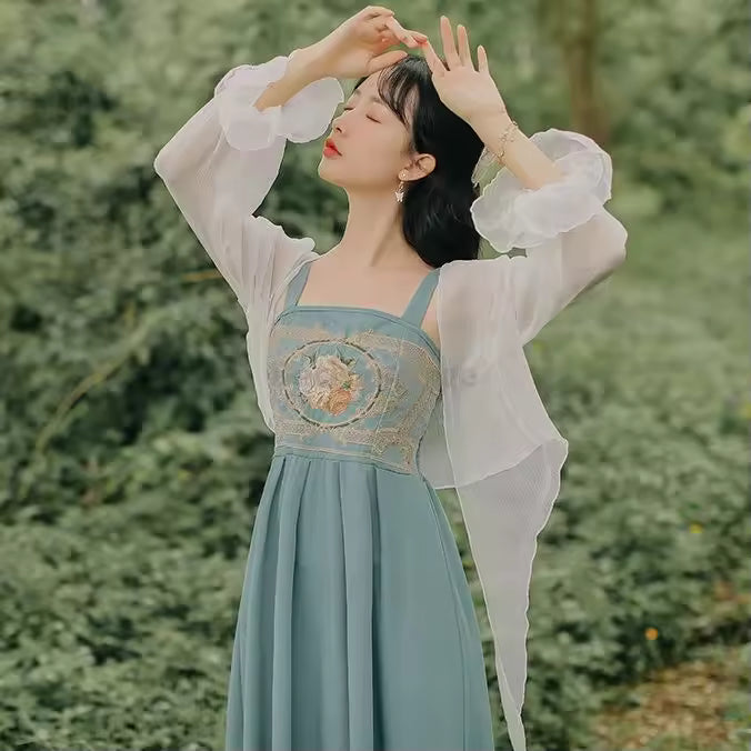 lookbook image shop_this_look_Pp4m9c